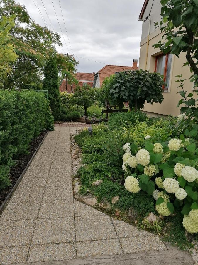Marianna Apartman Gyenesdiás Exterior foto